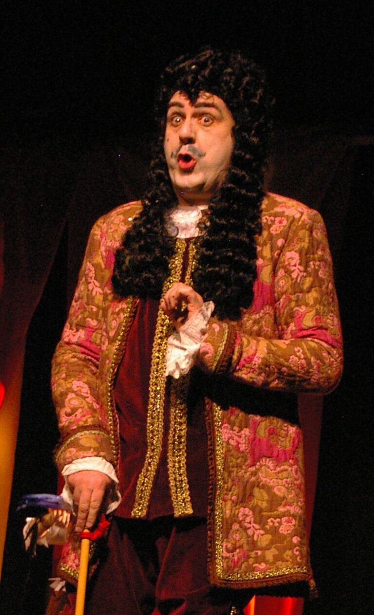 Valter Carignano, baritono e masetro di canto, nel Barbiere di Siviglia di Rossini.